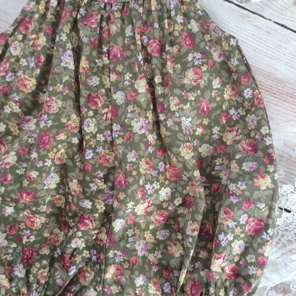 Boutique Baby Girl Olive Floral Romper - Picture 3 of 3
